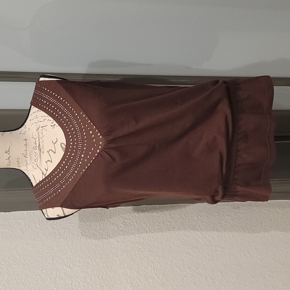 Sleeveless Elastic Waist Brown w Embellishments Top